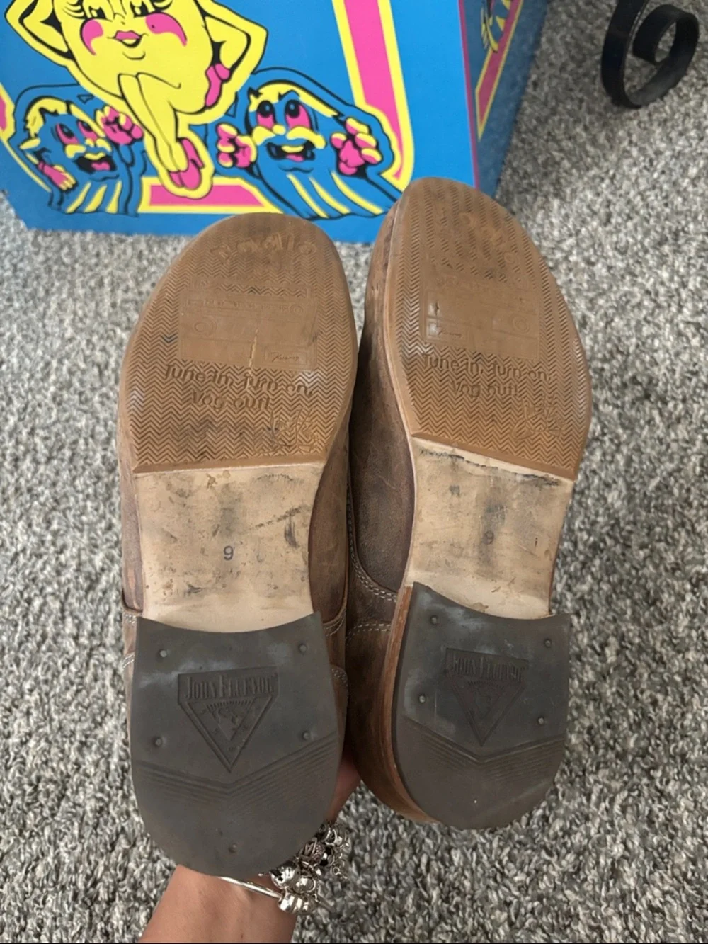 John Fluevog CBC Radio derby oxford shoes in brown leather with turquoise laces - Picture 4 of 8